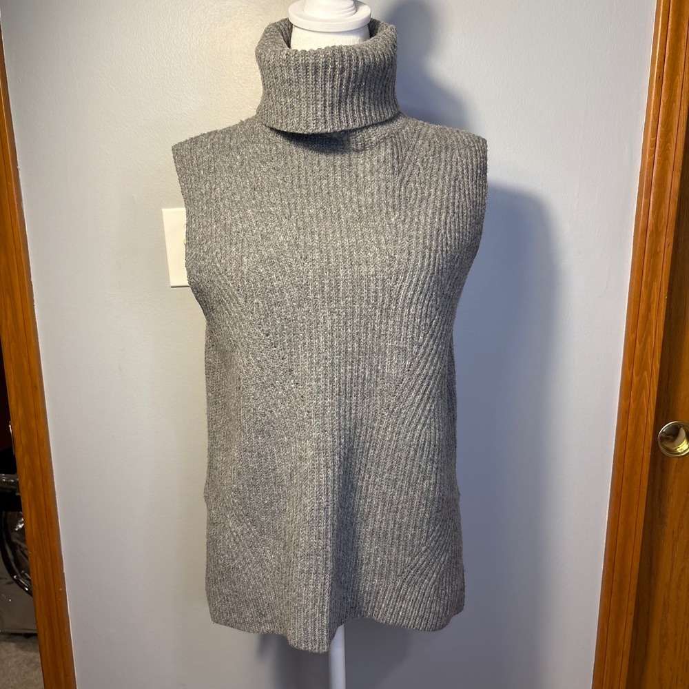 Madewell Merino Wool Sleeveless Turtleneck Sweater Vest minimalist Gray Ribbed L